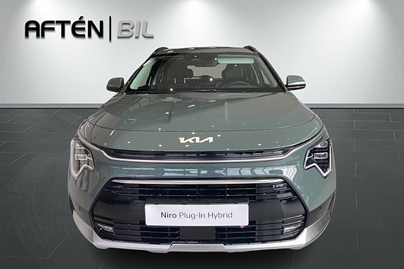 Kia Niro 2 of 21
