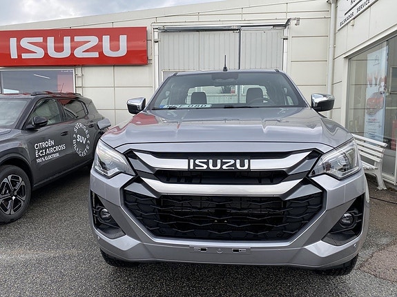Isuzu D-max 3 of 12