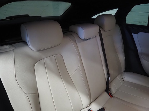 Mercedes-Benz CLA200 14 of 24