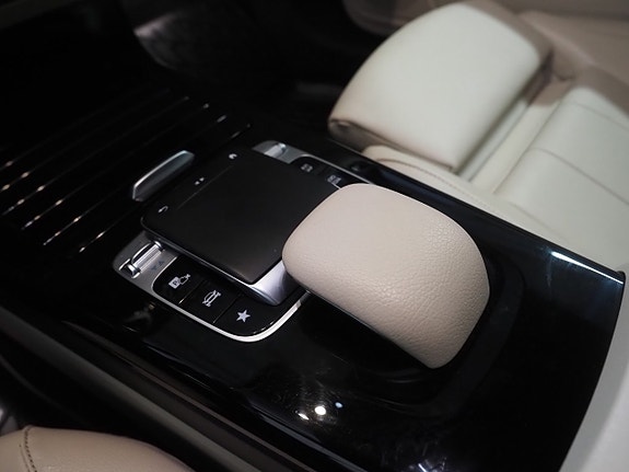 Mercedes-Benz CLA200 23 of 24