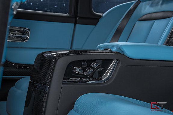 Rolls Royce Cullinan 23 of 27