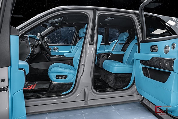 Rolls Royce Cullinan 6 of 27