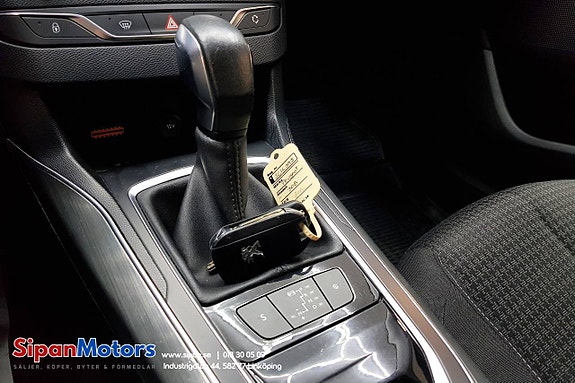 Peugeot 308 18 of 21