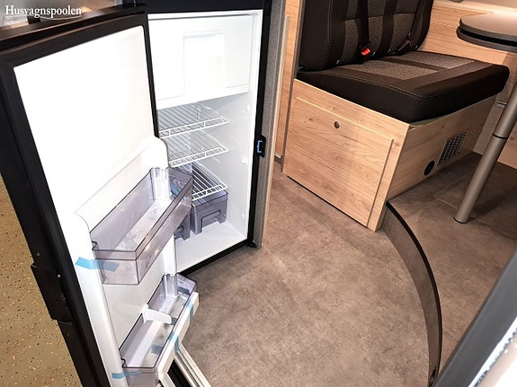 Dethleffs Globetrail 640 ES Active Automat 8 of 15