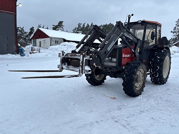 Traktor VALMET 555-4