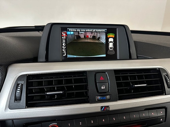 BMW 320 15 of 19