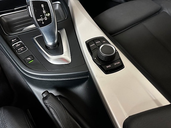 BMW 320 19 of 19