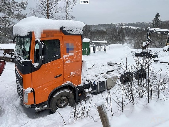 VOLVO FH 6*4 Dragbil (299,000:- ex moms)