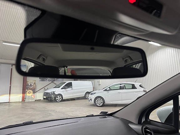 Renault Zoe 17 of 19