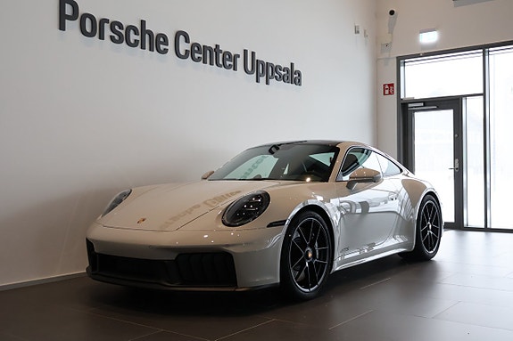 Porsche 911 Carrera GTS