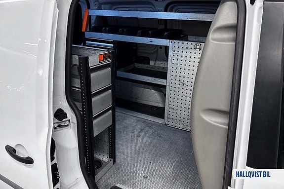 Volkswagen Caddy 16 of 23