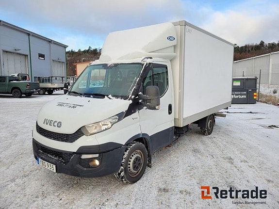 IVECO DAILY gasdriven CNG skåpbil med bakgavellyft