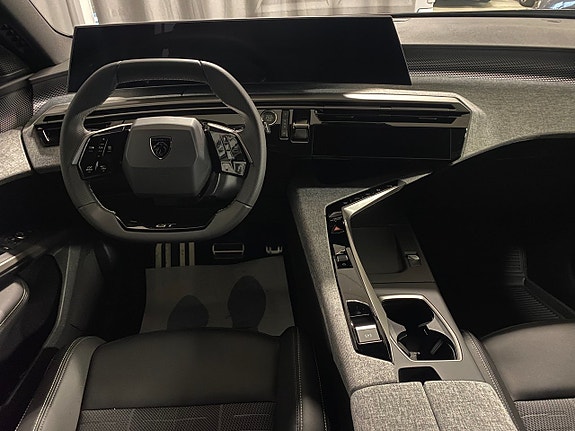 Peugeot 5008 6 of 8
