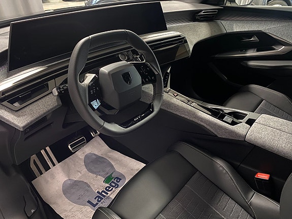 Peugeot 5008 8 of 8