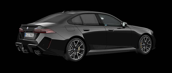 BMW M5 3 of 9