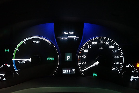 Lexus RX450h 14 of 22