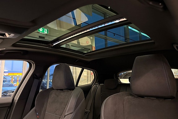 BMW 120 19 of 22