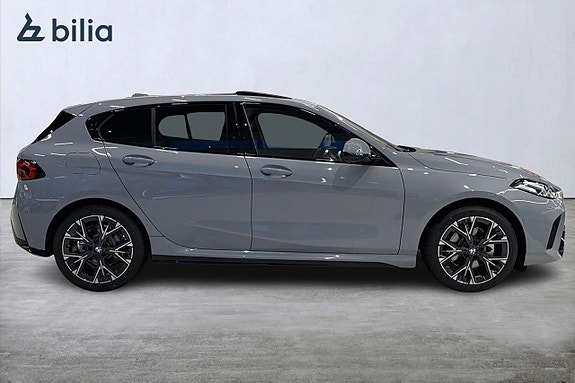 BMW 120 6 of 22