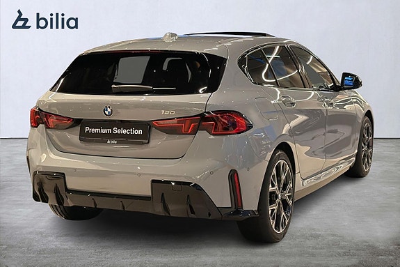 BMW 120 4 of 5