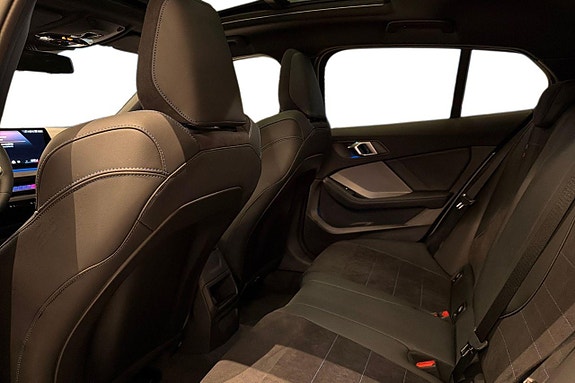 BMW 120 13 of 22