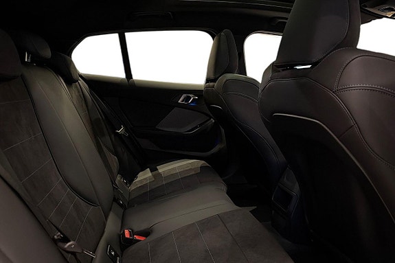 BMW 120 14 of 22