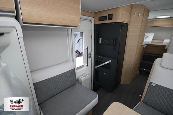 Adria Matrix 670 SL 60Y Edition 6 of 20