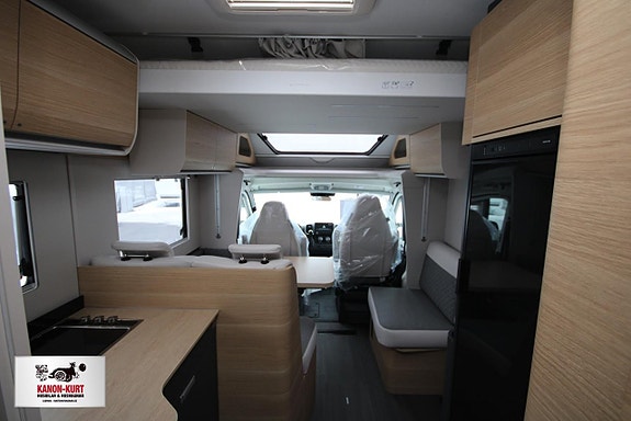 Adria Matrix 670 SL 60Y Edition 11 of 20