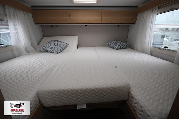 Adria Matrix 670 SL 60Y Edition 10 of 20