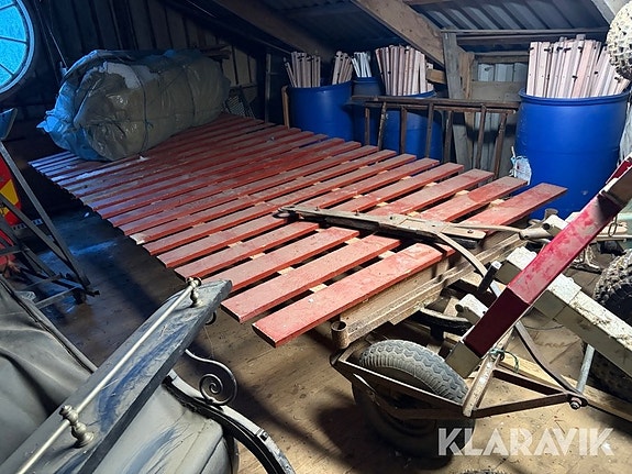 Jordbruksvagn & Antik hästsläde