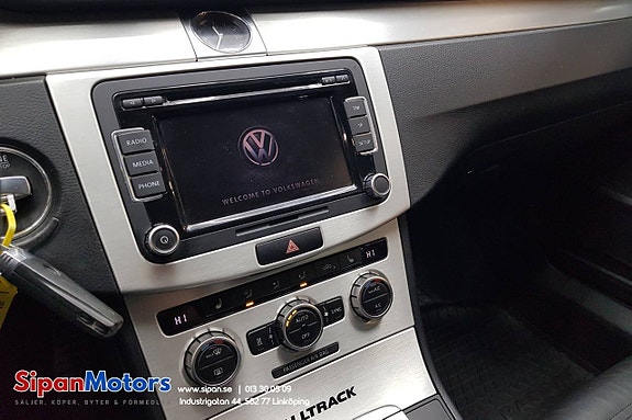 Volkswagen Passat Alltrack 20 of 26