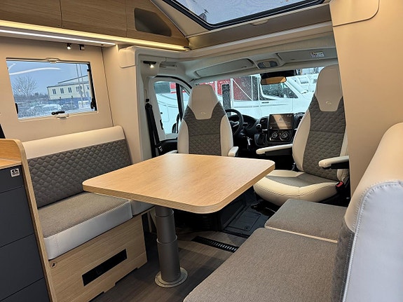 Adria Coral 670 DL 60Y - Fiat MultiJet3 140HP (103kW) HD 35L 15 of 18
