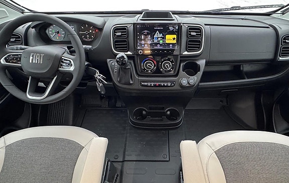 Adria Coral 670 DL 60Y - Fiat MultiJet3 140HP (103kW) HD 35L 5 of 18