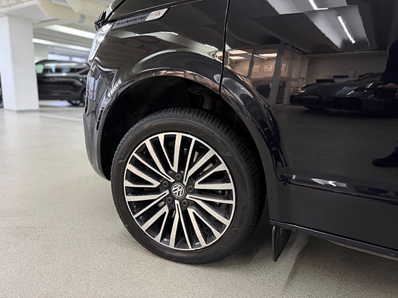 Volkswagen Transporter 13 of 26