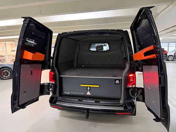 Volkswagen Transporter 7 of 26