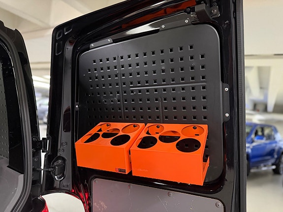Volkswagen Transporter 9 of 26