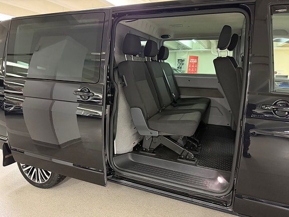 Volkswagen Transporter 3 of 5