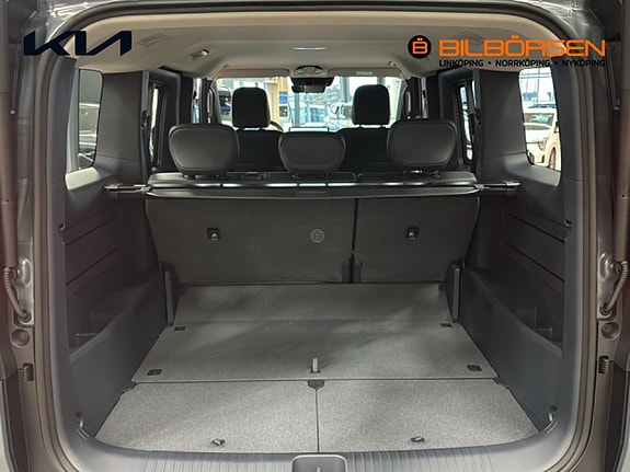 Kia PV5 10 of 18