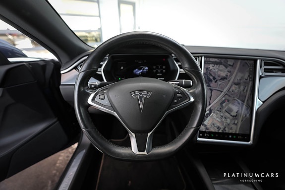 Tesla Model S 6 of 13