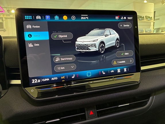 Volkswagen T-Roc 14 of 16