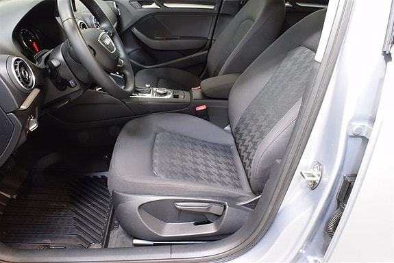 Audi A3 6 of 11