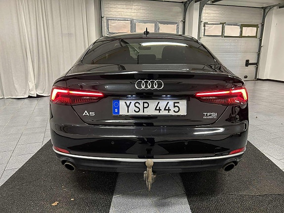 Audi A5 6 of 21