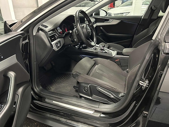 Audi A5 8 of 21