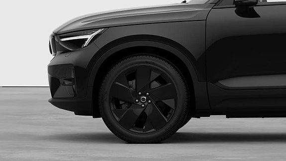 Volvo EX40 4 of 23