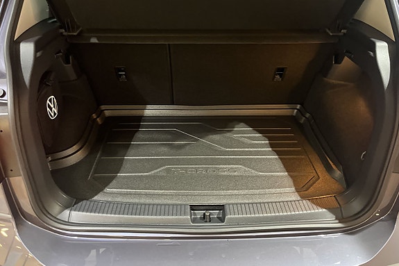 Volkswagen T-Cross 8 of 9