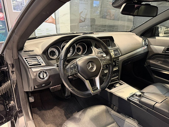 Mercedes-Benz E220 9 of 25