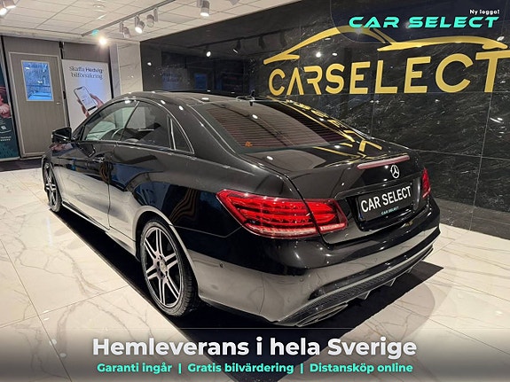 Mercedes-Benz E220 3 of 5