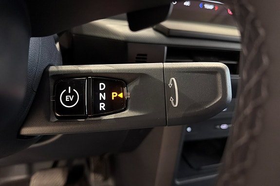 Kia PV5 12 of 23