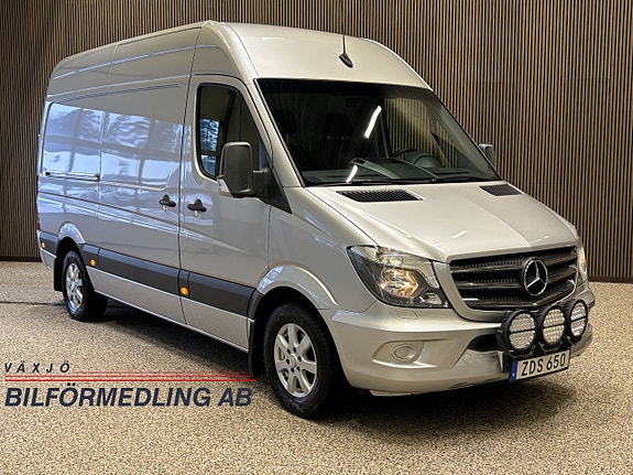 Mercedes-Benz Sprinter 319