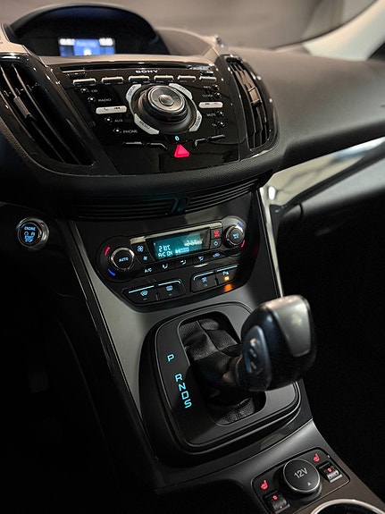Ford Kuga 13 of 14