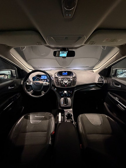 Ford Kuga 14 of 14
